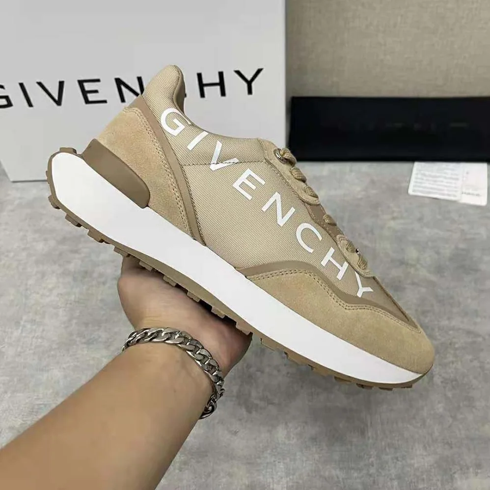 Givenchy GIV Runner Sneakers in Suede Leather and Nylon for Men in Beige Givenchy GIV Runner Sneakers in Suede Leather and Nylon for Men in Beige