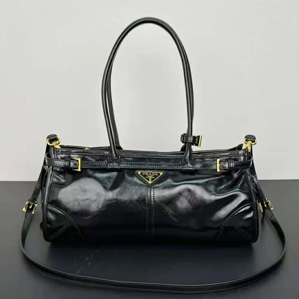 Prada Medium Leather Handbag for Women in Black Prada Medium Leather Handbag for Women in Black
