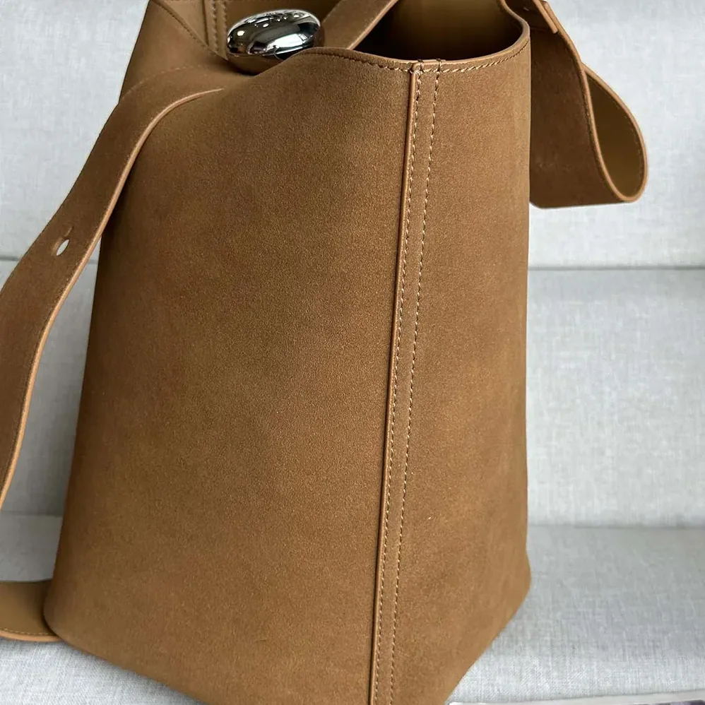 Loewe Large Pebble Bucket Bag in Suede Calfskin-BANBBBHX01 for Unisex Loewe Large Pebble Bucket Bag in Suede Calfskin-BANBBBHX01 for Unisex