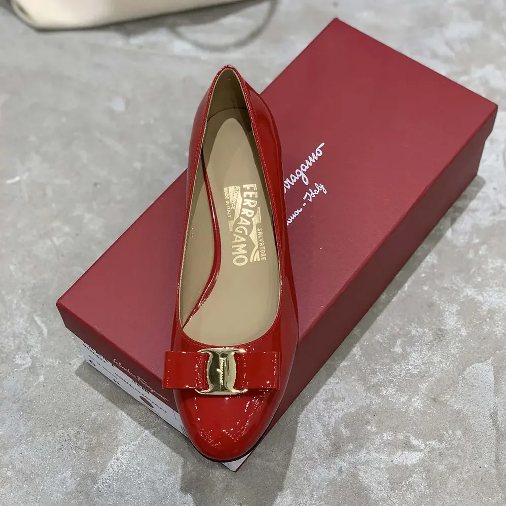 Salvatore Ferragamo Vara Pump for Women in Red