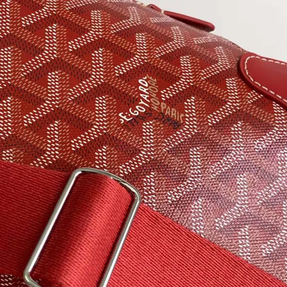 Goyard Vendôme PM Bag for Women in Red Goyard Vendôme PM Bag for Women in Red