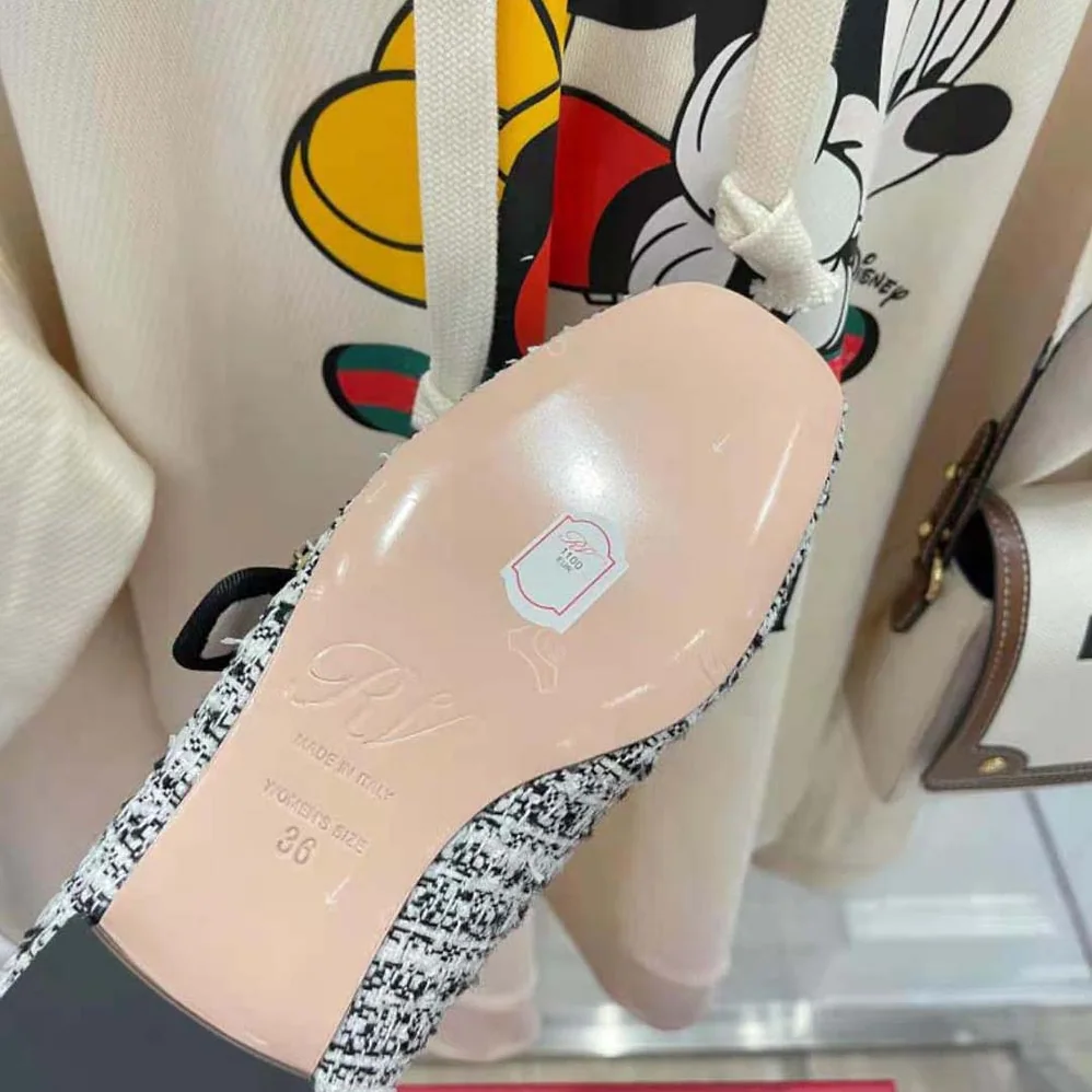 Roger Vivier Tres Vivier Strass Buckle Babies Ballerinas in Fabrics for Women Roger Vivier Tres Vivier Strass Buckle Babies Ballerinas in Fabrics for Women