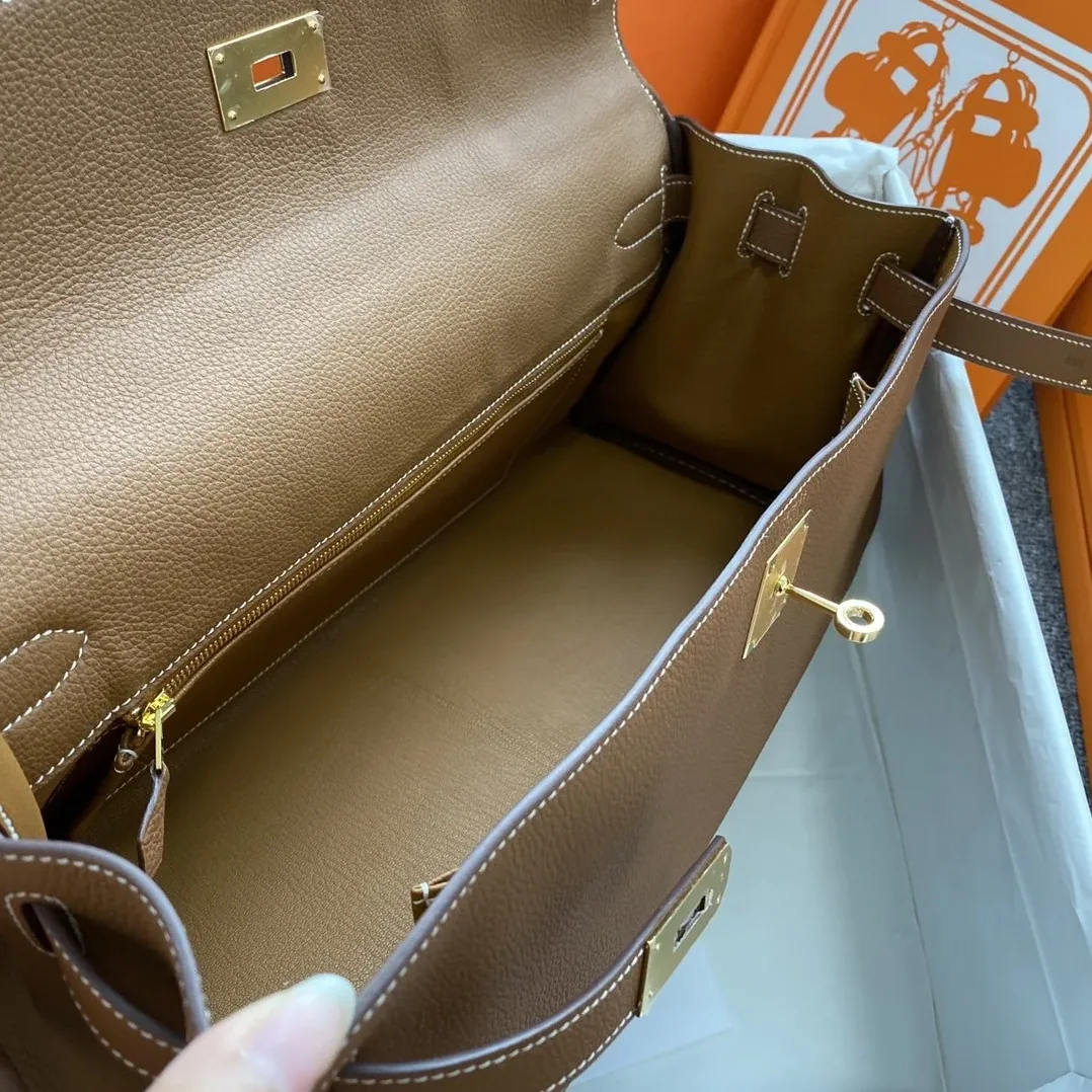 Hermes Shoulder Kelly CK37 Brown Gold Color Hardware / Hermes Shoulder Kelly CK37 Brown Gold Color Hardware /