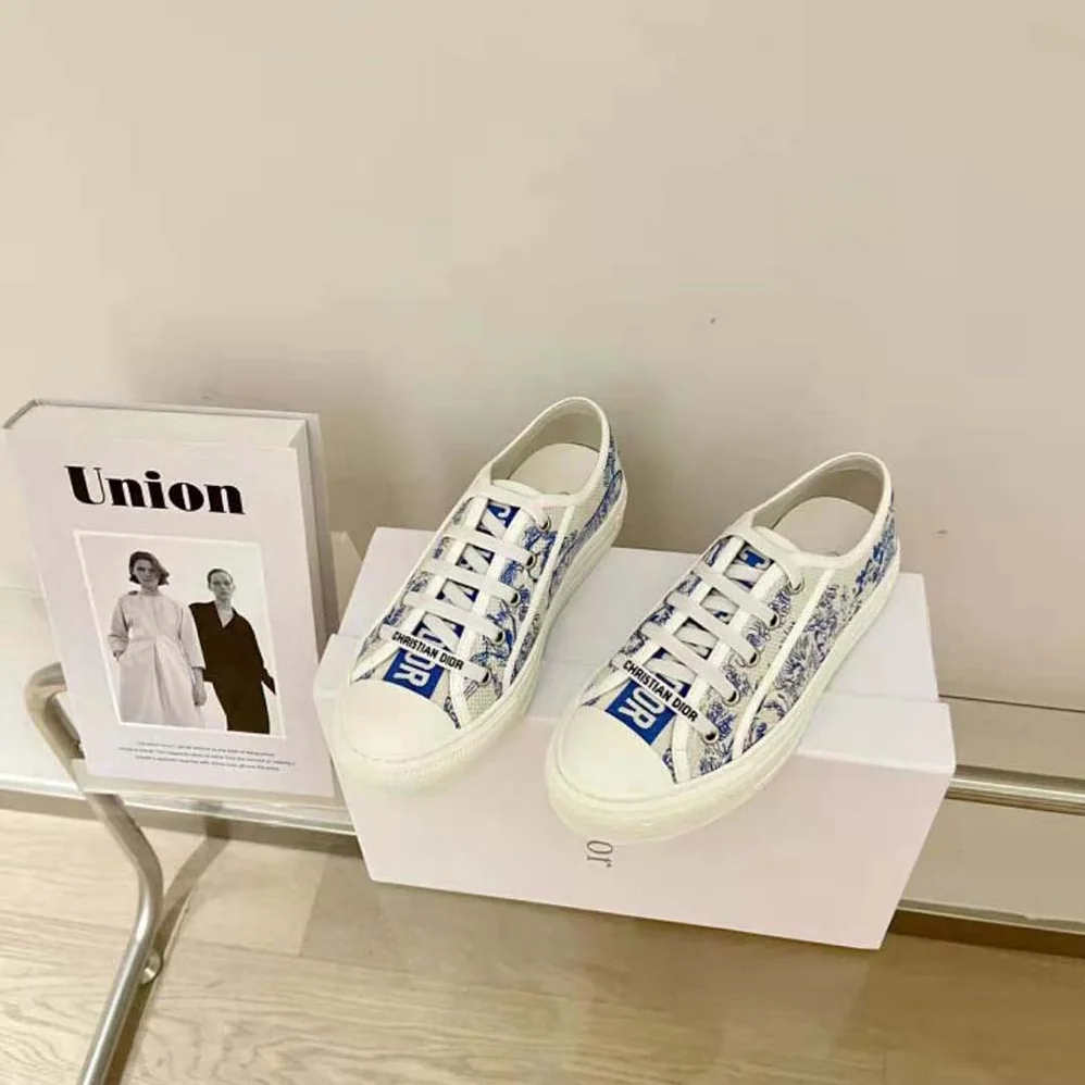 Dior Walk'N'dior Sneaker Bright Blue Toile De Jouy Embroidered Cotton for Women Dior Walk'N'dior Sneaker Bright Blue Toile De Jouy Embroidered Cotton for Women
