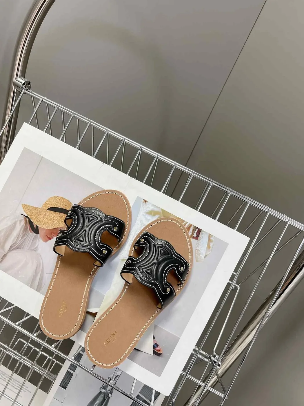 Celine Triomphe Mule Black .38NO Celine Triomphe Mule Black .38NO