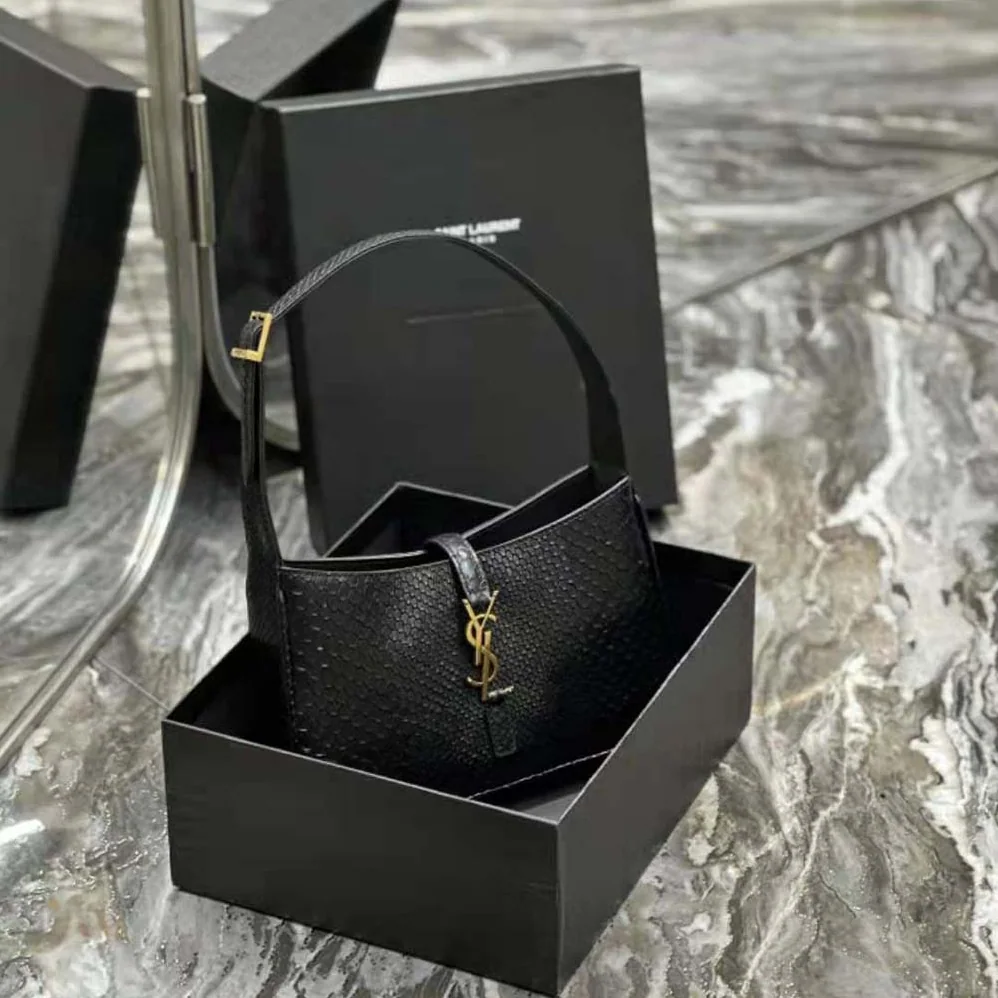 Saint Laurent YSL Le 5 A 7 Hobo Bag in Lizard Shiny Leather for Women in Black Saint Laurent YSL Le 5 A 7 Hobo Bag in Lizard Shiny Leather for Women in Black