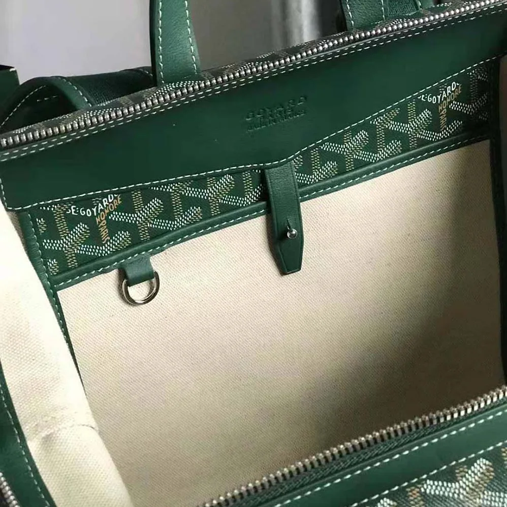 Goyard Sac A Dos Cisalpin in Goyardine Canvas & Chevroches Calfskin for Women in Green Goyard Sac A Dos Cisalpin in Goyardine Canvas & Chevroches Calfskin for Women in Green