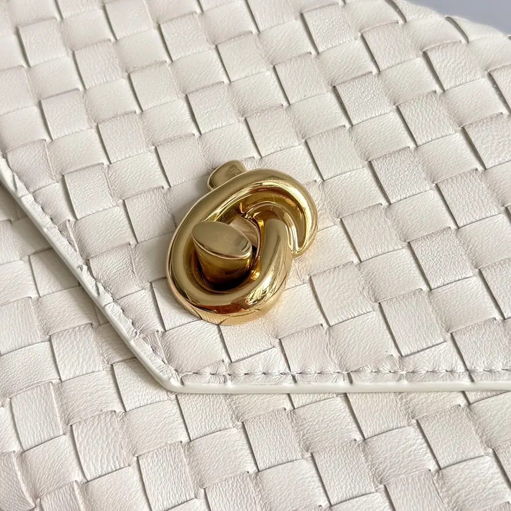 Bottega Veneta Knot Lock in Intrecciato Piccolo Leather for Women in White
