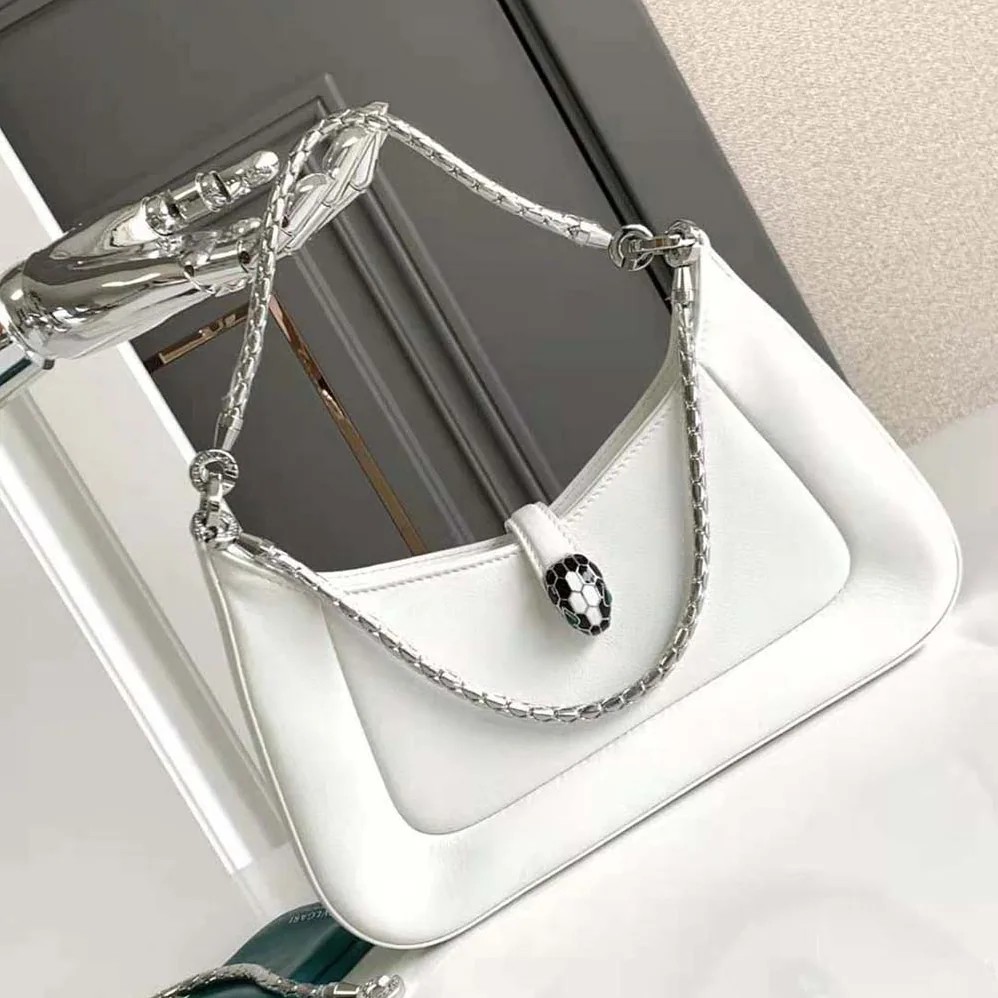 Bvlgari Serpenti Baia Small Shoulder Bag in Calf Leather for Women in White Bvlgari Serpenti Baia Small Shoulder Bag in Calf Leather for Women in White