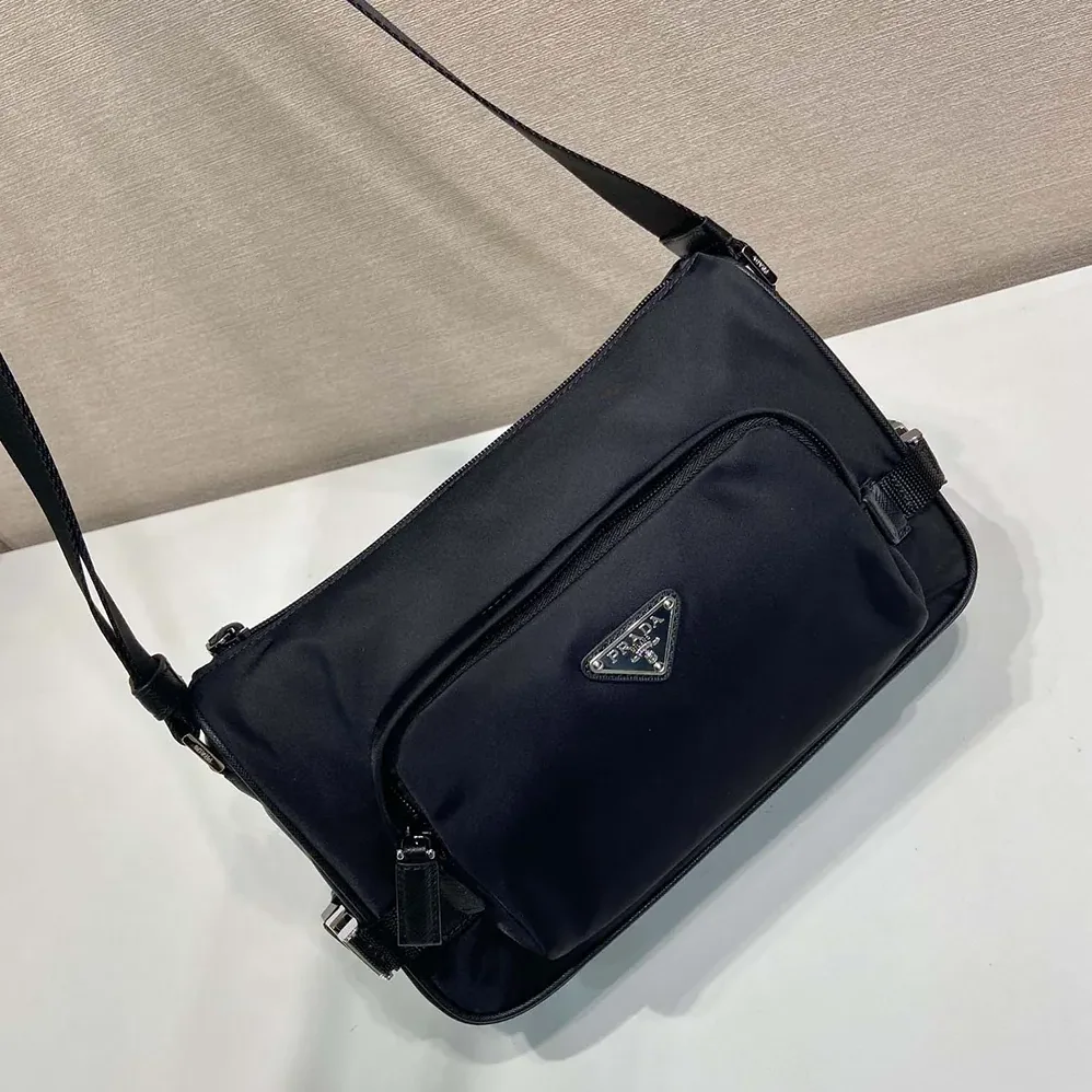 Prada Medium Re-Nylon and Saffiano Leather Shoulder Bag for Unisex Prada Medium Re-Nylon and Saffiano Leather Shoulder Bag for Unisex