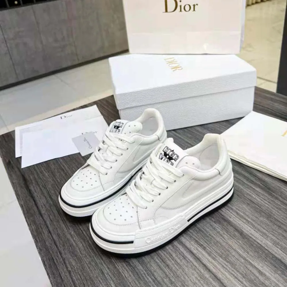 Dior D for Women in Freeway Sneaker White Calfskin Dior D for Women in Freeway Sneaker White Calfskin