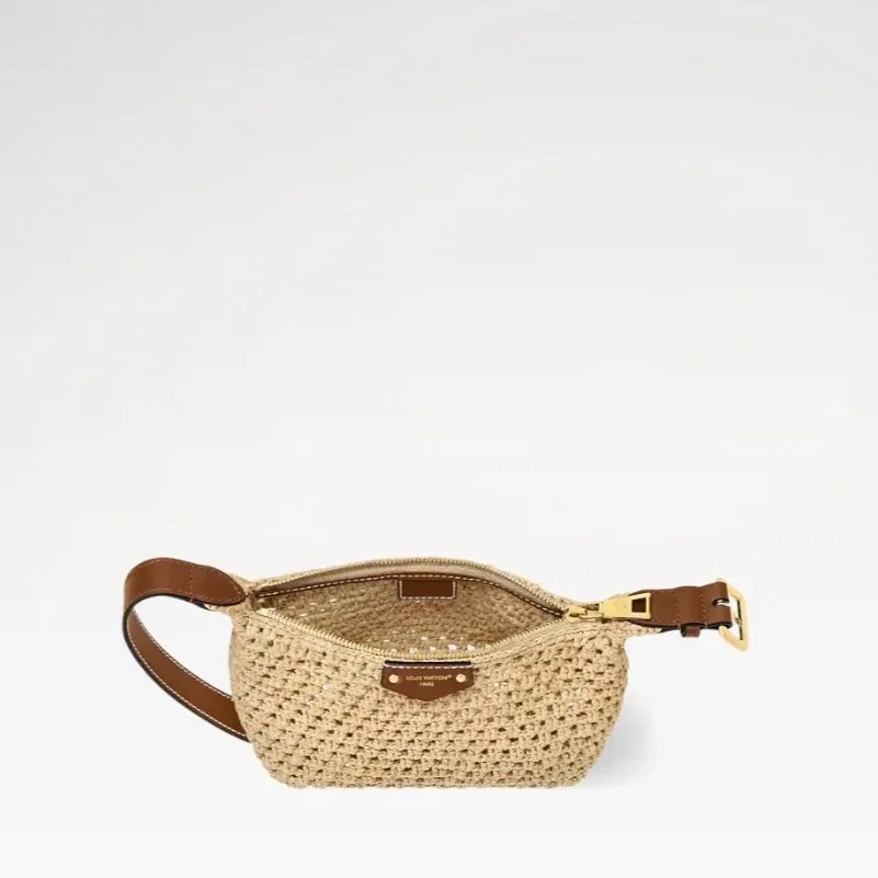 Louis Vuitton Hills Pochette Shoulder Bag / Natural Tan Raffia Gold Hardware