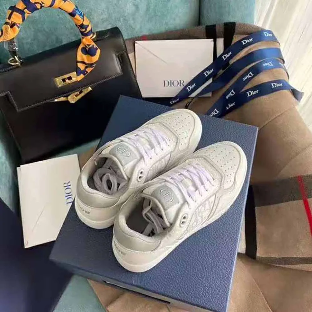 Dior B27 Low-Top Sneaker Smooth Calfskin with Dior Oblique Jacquard for Men in White