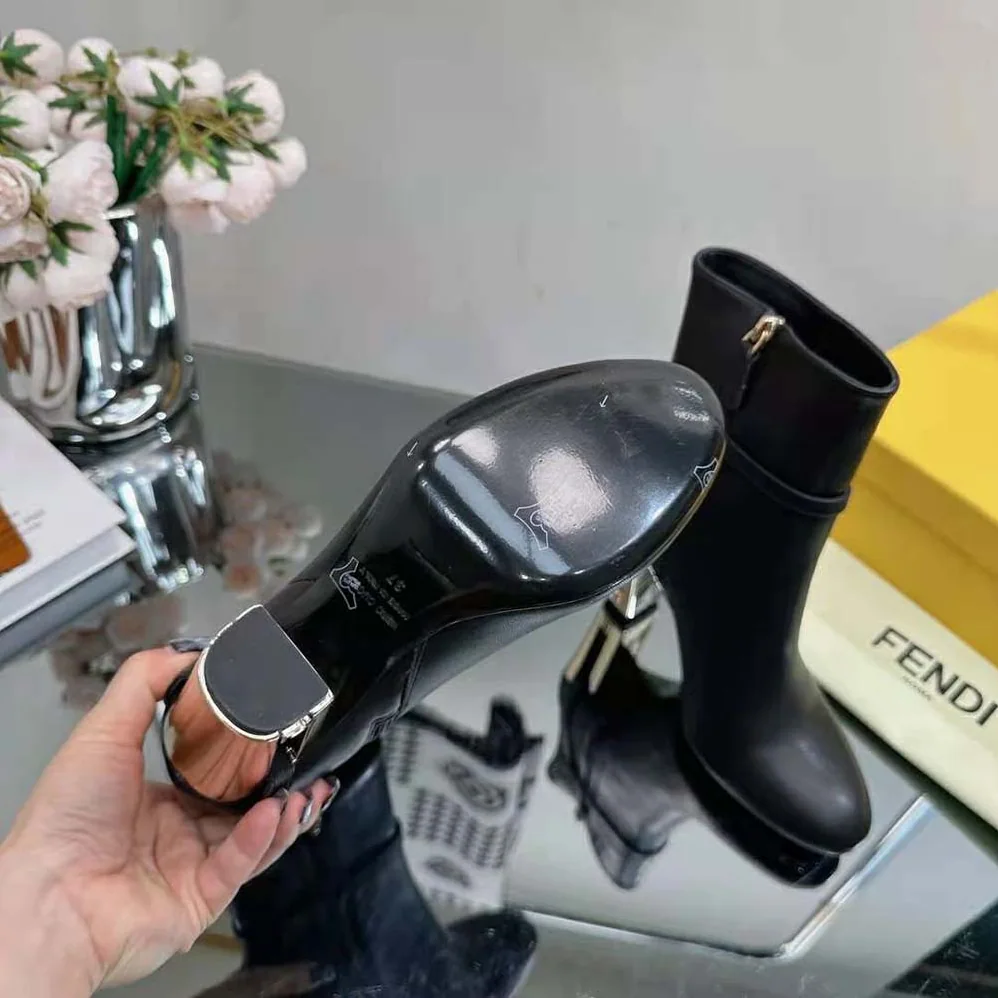 Fendi Delfina Black Leather High for Women in heeled Ankle Boots Fendi Delfina Black Leather High for Women in heeled Ankle Boots