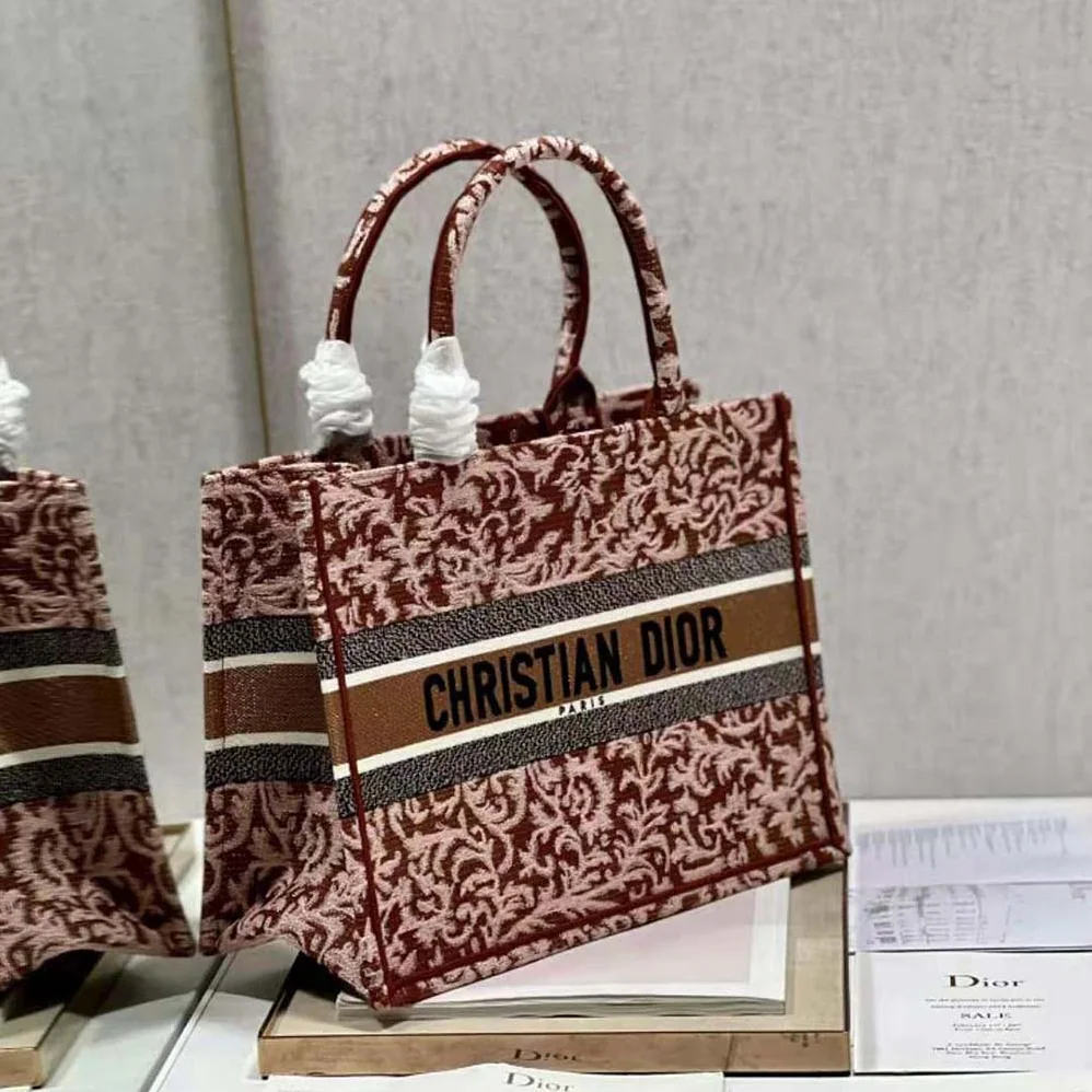 Dior Medium Dior Book Tote Metallic Pink Dior Brocart Embroidery for Women Dior Medium Dior Book Tote Metallic Pink Dior Brocart Embroidery for Women