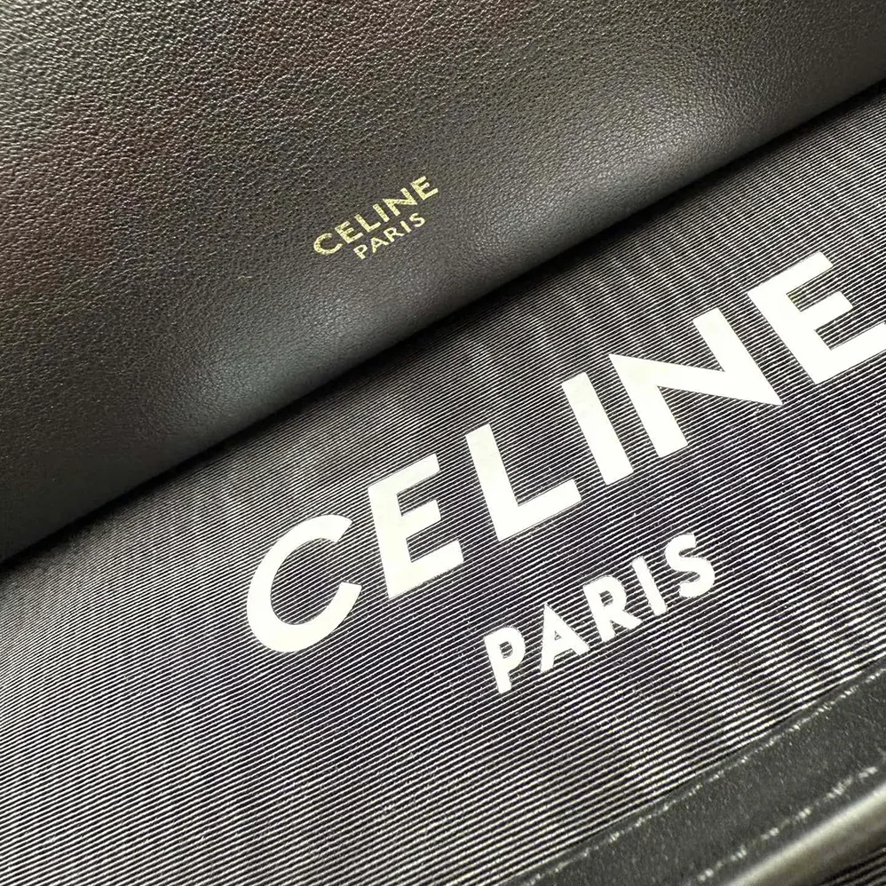 Celine Doctor'S Pouch In Supple Natural Calfskin for Women in Black Celine Doctor'S Pouch In Supple Natural Calfskin for Women in Black