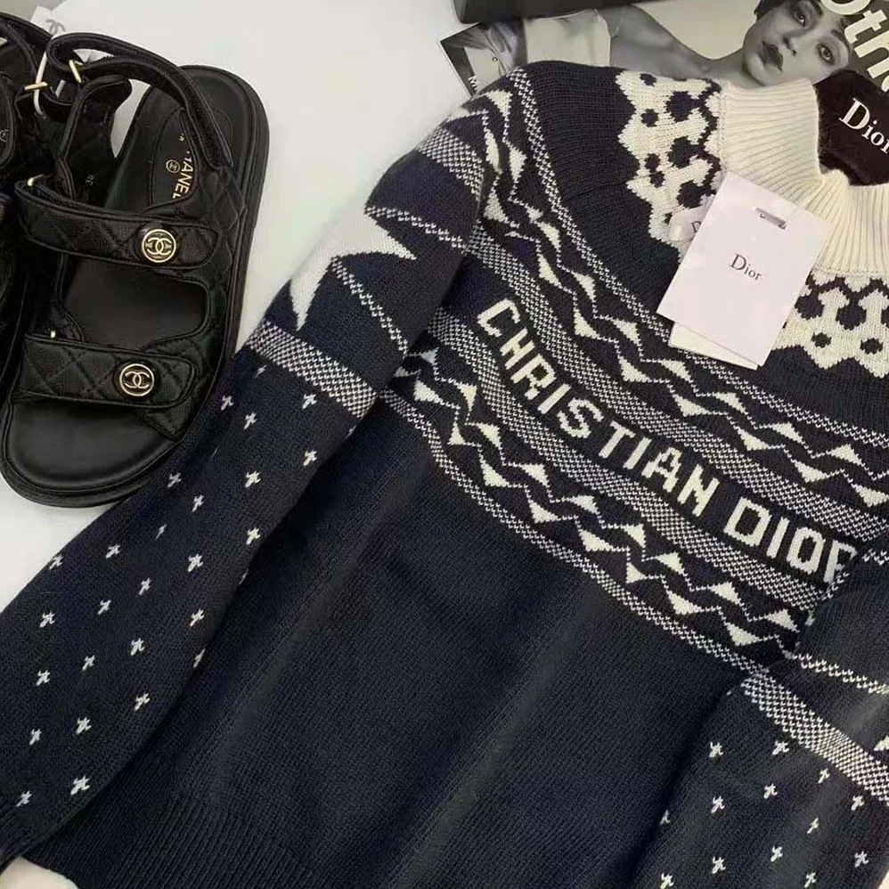 Dior Dioralps Stand Collar Sweater Navy Blue and White Wool and Cashmere Knit for Women Dior Dioralps Stand Collar Sweater Navy Blue and White Wool and Cashmere Knit for Women