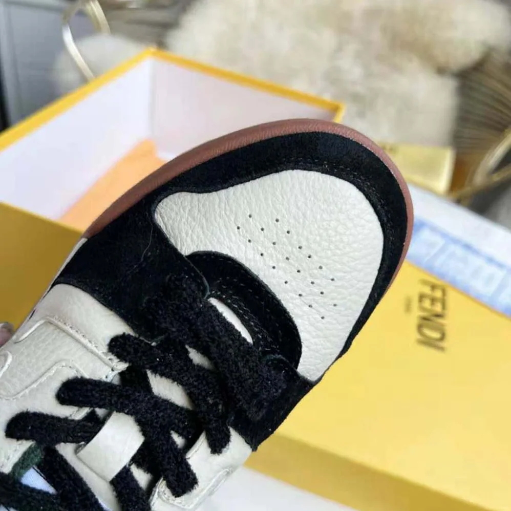 Fendi Match Low Tops in Black Suede for Unisex
