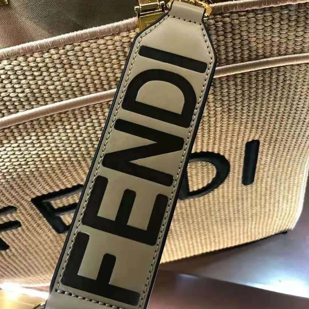 Fendi Sunshine Large Woven Straw Shopper for Women in Beige Fendi Sunshine Large Woven Straw Shopper for Women in Beige