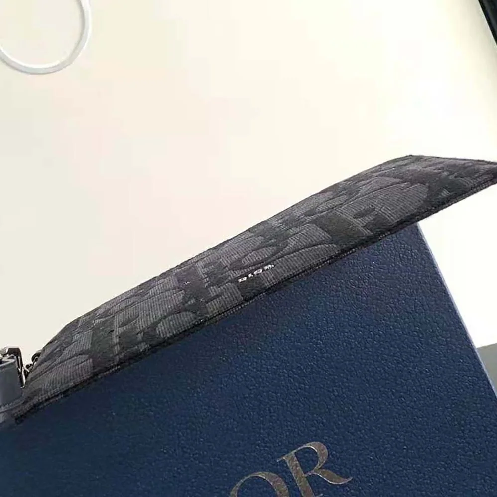 Dior A5 Pouch Black Maxi Dior Oblique Jacquard for Men Dior A5 Pouch Black Maxi Dior Oblique Jacquard for Men