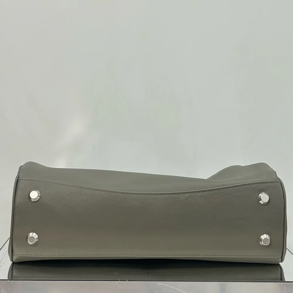 Balenciaga Rodeo Handbag Medium In Khaki Smooth Calfskin Aged for Women in Silver Hardware Balenciaga Rodeo Handbag Medium In Khaki Smooth Calfskin Aged for Women in Silver Hardware