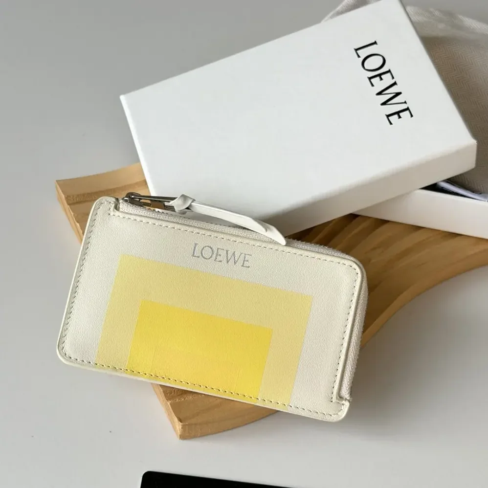 Loewe Coin Cardholder in Nappa Calfskin for Unisex in White Loewe Coin Cardholder in Nappa Calfskin for Unisex in White