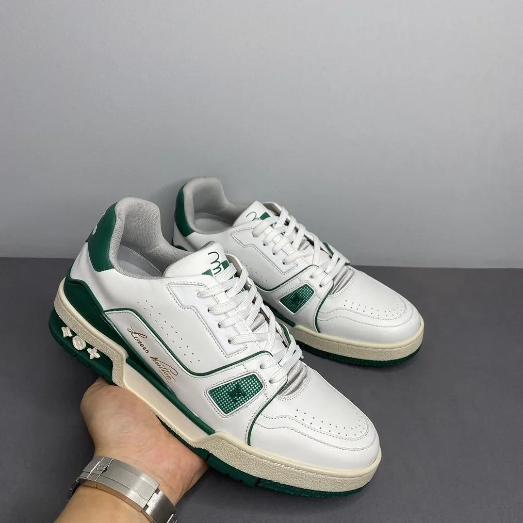 Louis Vuitton Trainer Sneaker Mix Of Materials White in Green
