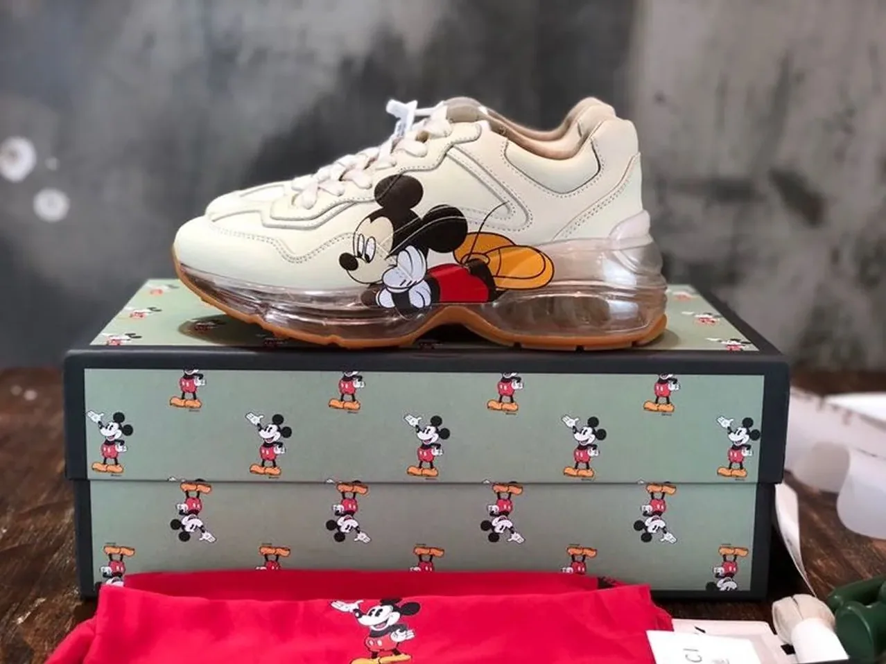 Gucci x Disney Mickey Rhyton Dad Transparent Sole Sneakers White Gucci x Disney Mickey Rhyton Dad Transparent Sole Sneakers White