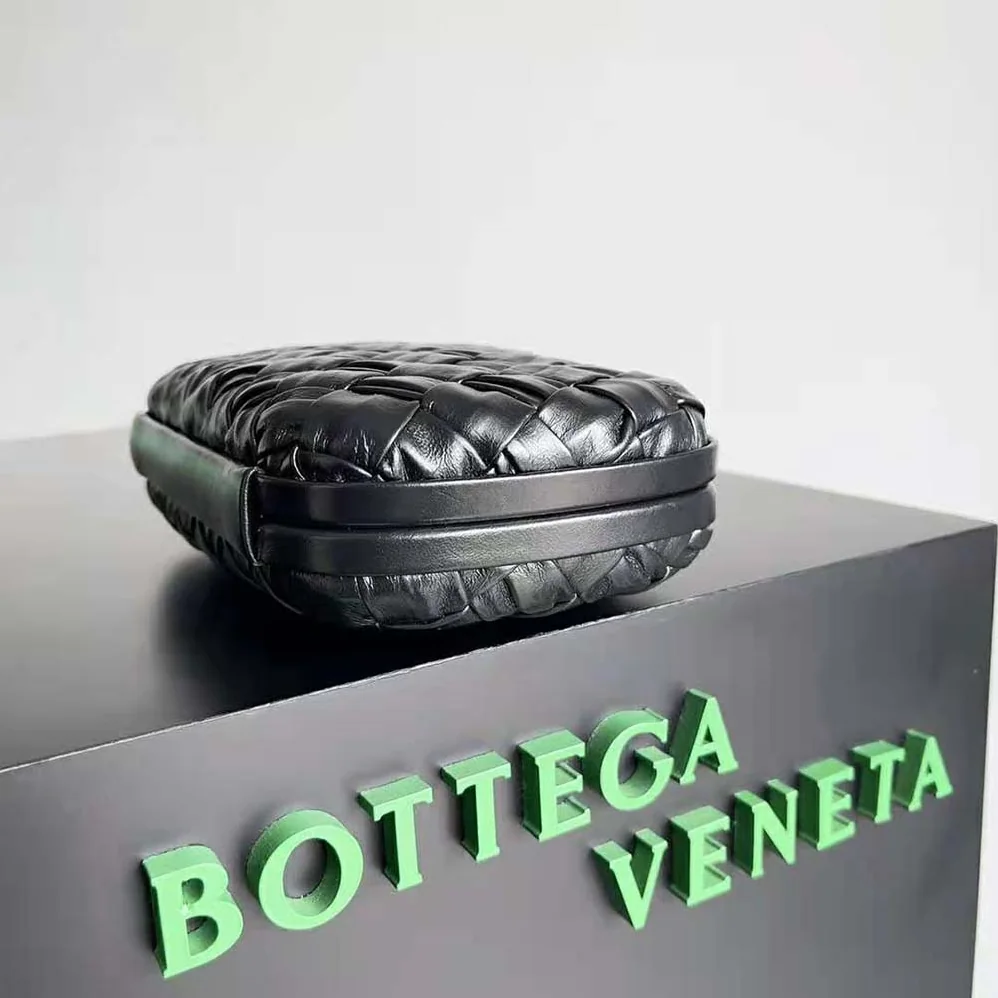 Bottega Veneta Knot Minaudiere Padded Intreccio Leather Minaudiere for Women in Black