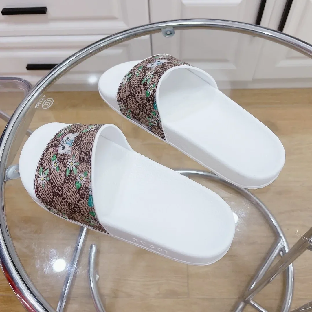 Gucci GG Slide Sandal With Cat White And Brown for Women