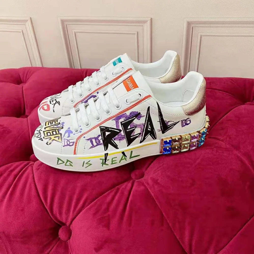 Dolce Gabbana D&G Calfskin Portofino Sneakers with Embroidery and Lettering for Unisex in Purple Dolce Gabbana D&G Calfskin Portofino Sneakers with Embroidery and Lettering for Unisex in Purple