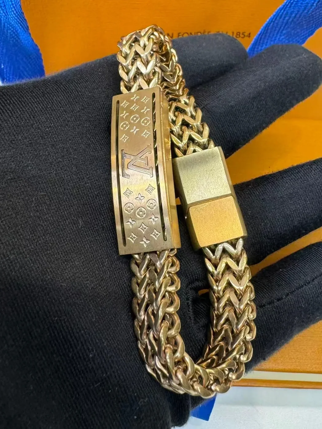 Louis Vuitton Monogram Chain Braided Bracelet Gold Hardware Louis Vuitton Monogram Chain Braided Bracelet Gold Hardware