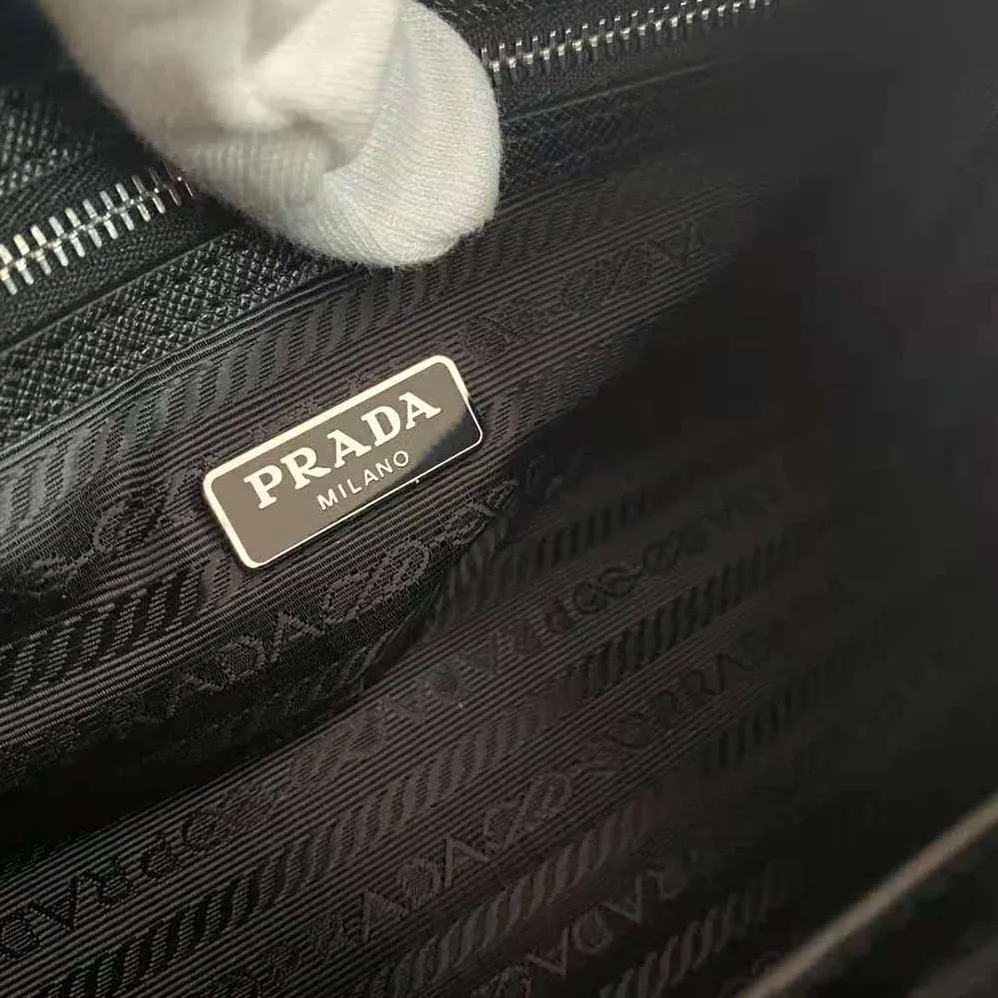 Prada Prada Re-Edition 2005 Nylon Bag for Women in Black