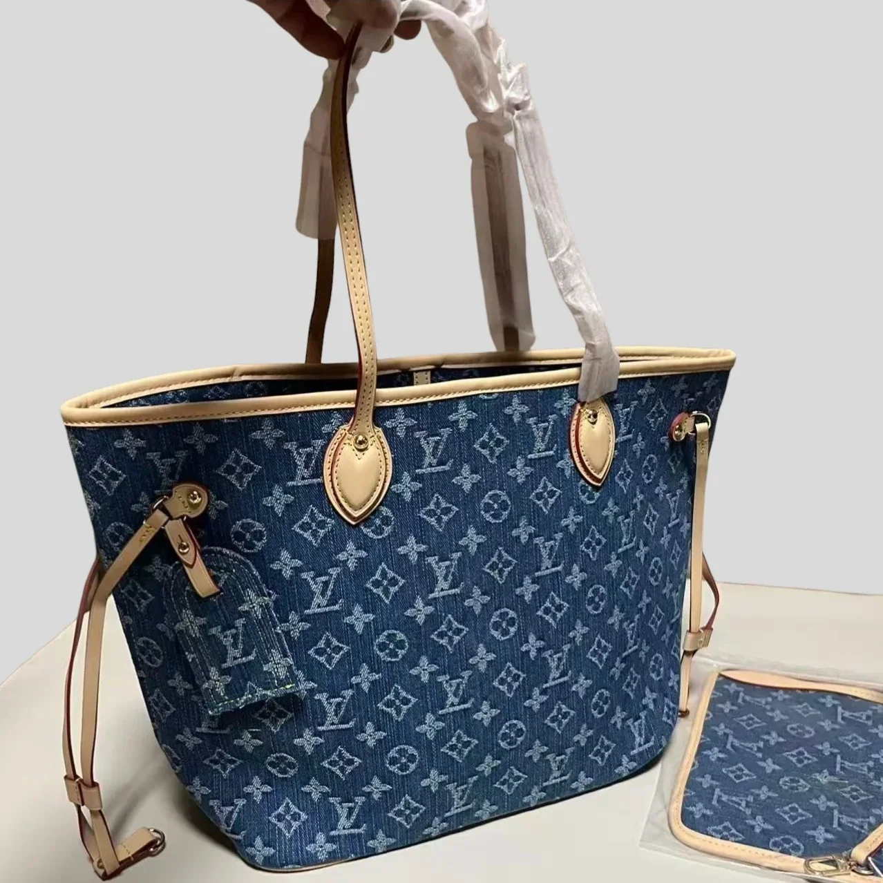 Louis Vuitton Neverfull MM Tote Bag in Blue Denim Gold Hardware