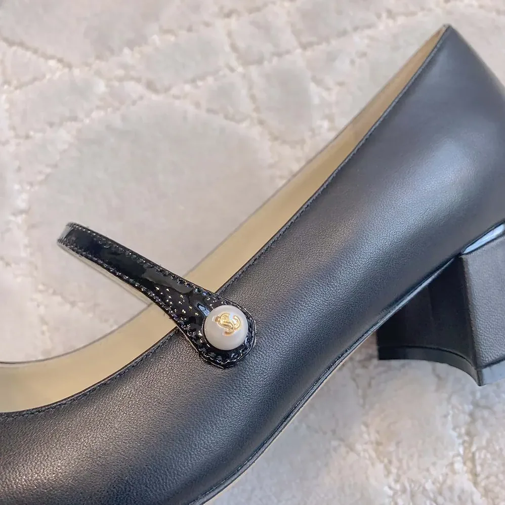 Jimmy Choo Elisa 45 Black Nappa and Patent Leather Pumps for Women Jimmy Choo Elisa 45 Black Nappa and Patent Leather Pumps for Women