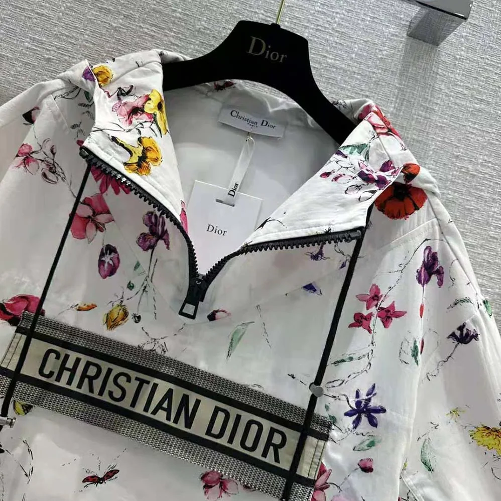Dior Short for Women in Sleeved Hooded Short Anorak Dior Short for Women in Sleeved Hooded Short Anorak