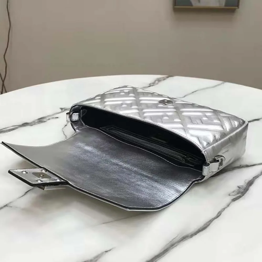 Fendi Baguette Fendi Prints On Leather Bag for Women in Silver Fendi Baguette Fendi Prints On Leather Bag for Women in Silver