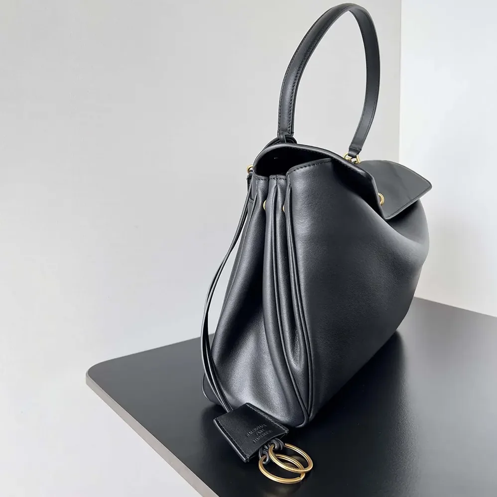 Balenciaga Rodeo Medium Handbag in Black for Women Balenciaga Rodeo Medium Handbag in Black for Women