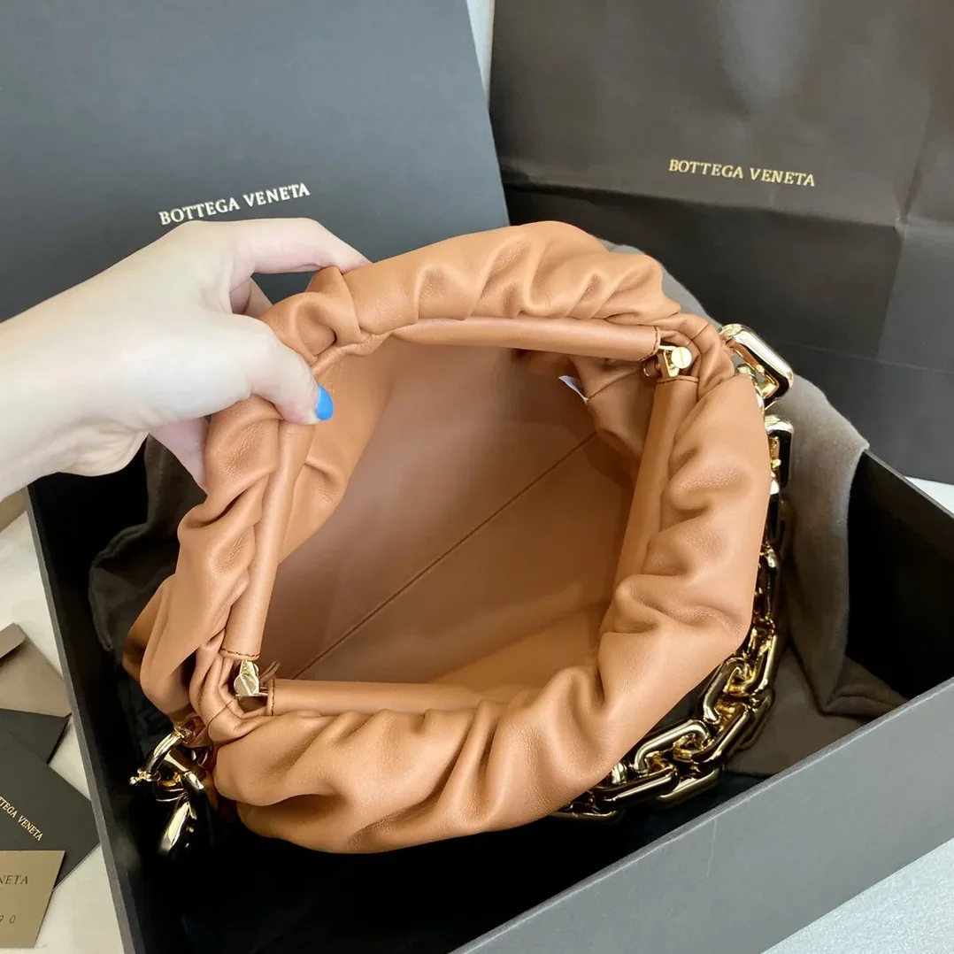 Bottega Veneta Chain Pouch Light Orange Bottega Veneta Chain Pouch Light Orange