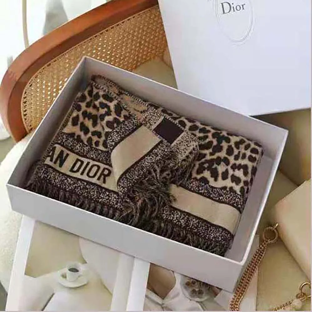 Dior Mizza Reversible Blanket Beige Multicolor Virgin Wool and Silk for Women Dior Mizza Reversible Blanket Beige Multicolor Virgin Wool and Silk for Women