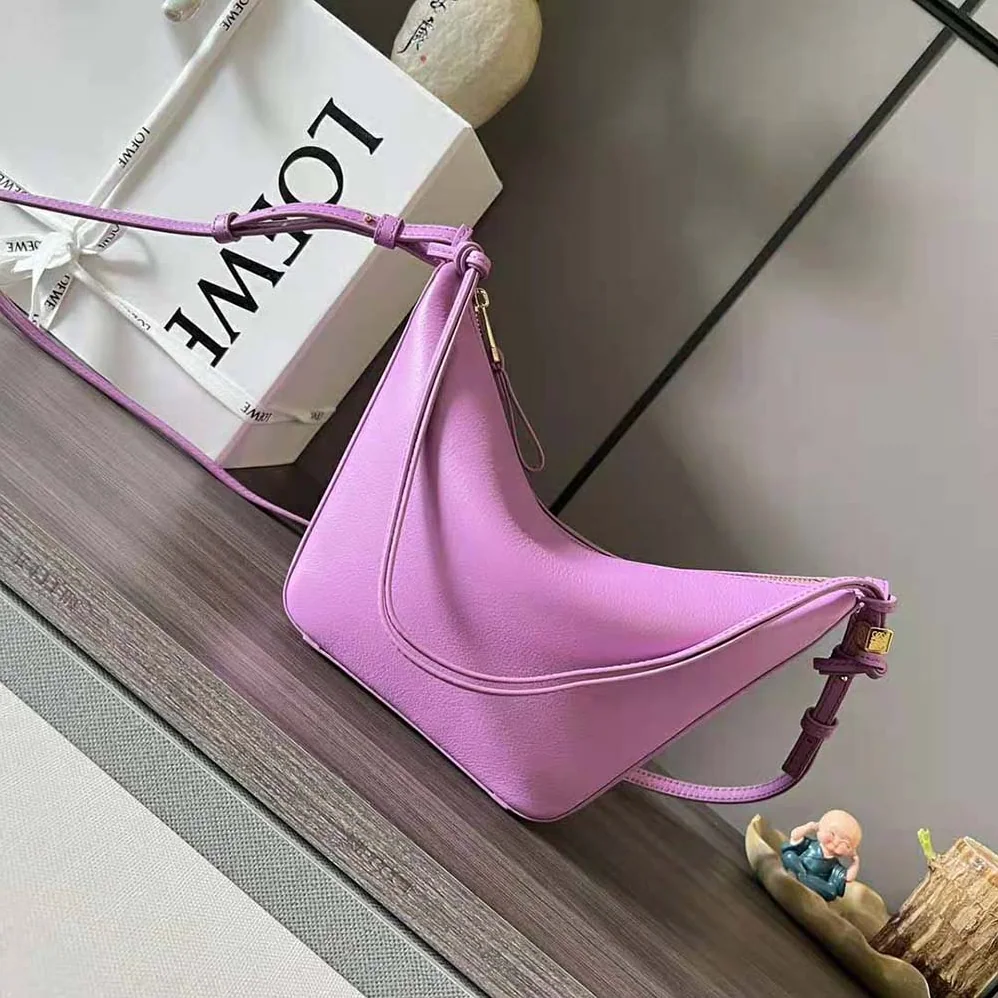 Loewe Mini Hammock Hobo Bag in Classic Calfskin for Women in Rose Loewe Mini Hammock Hobo Bag in Classic Calfskin for Women in Rose