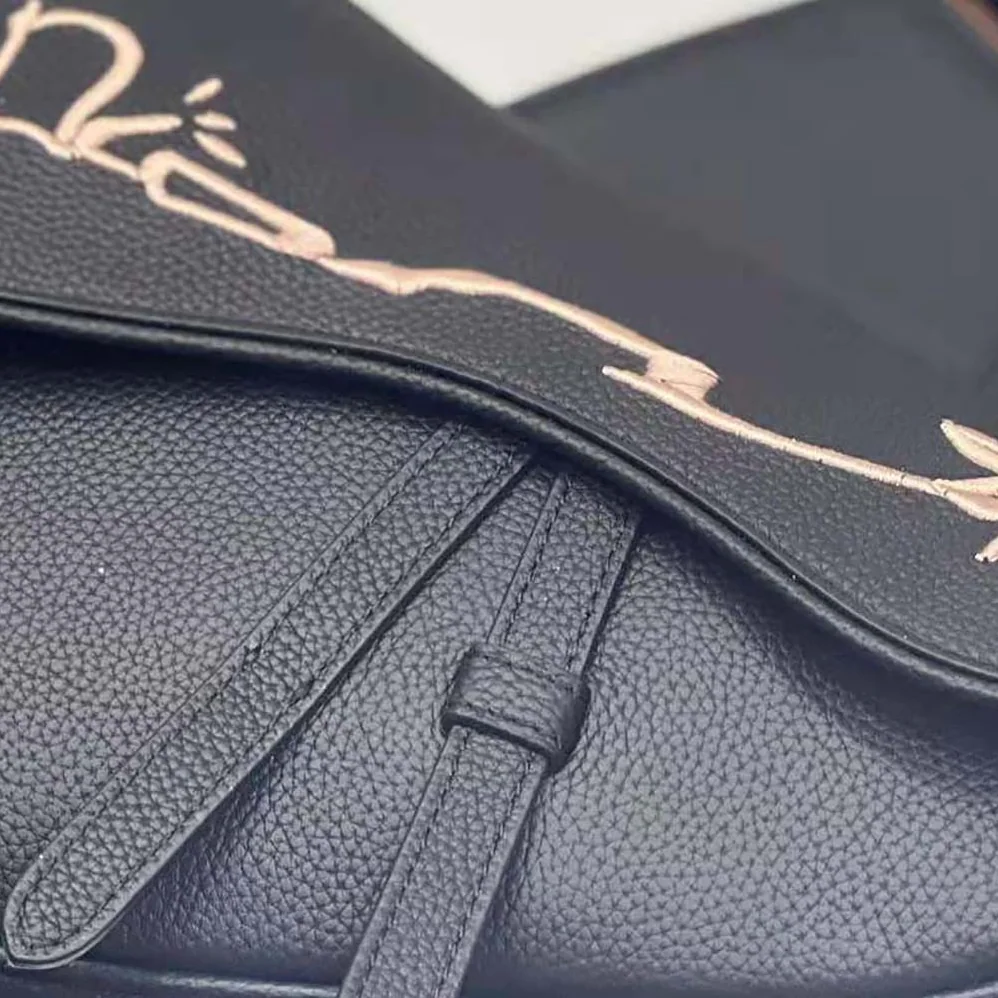Dior Cactus Jack Dior Saddle Bag Black Grained Calfskin with Embroidered Signature for Men Dior Cactus Jack Dior Saddle Bag Black Grained Calfskin with Embroidered Signature for Men
