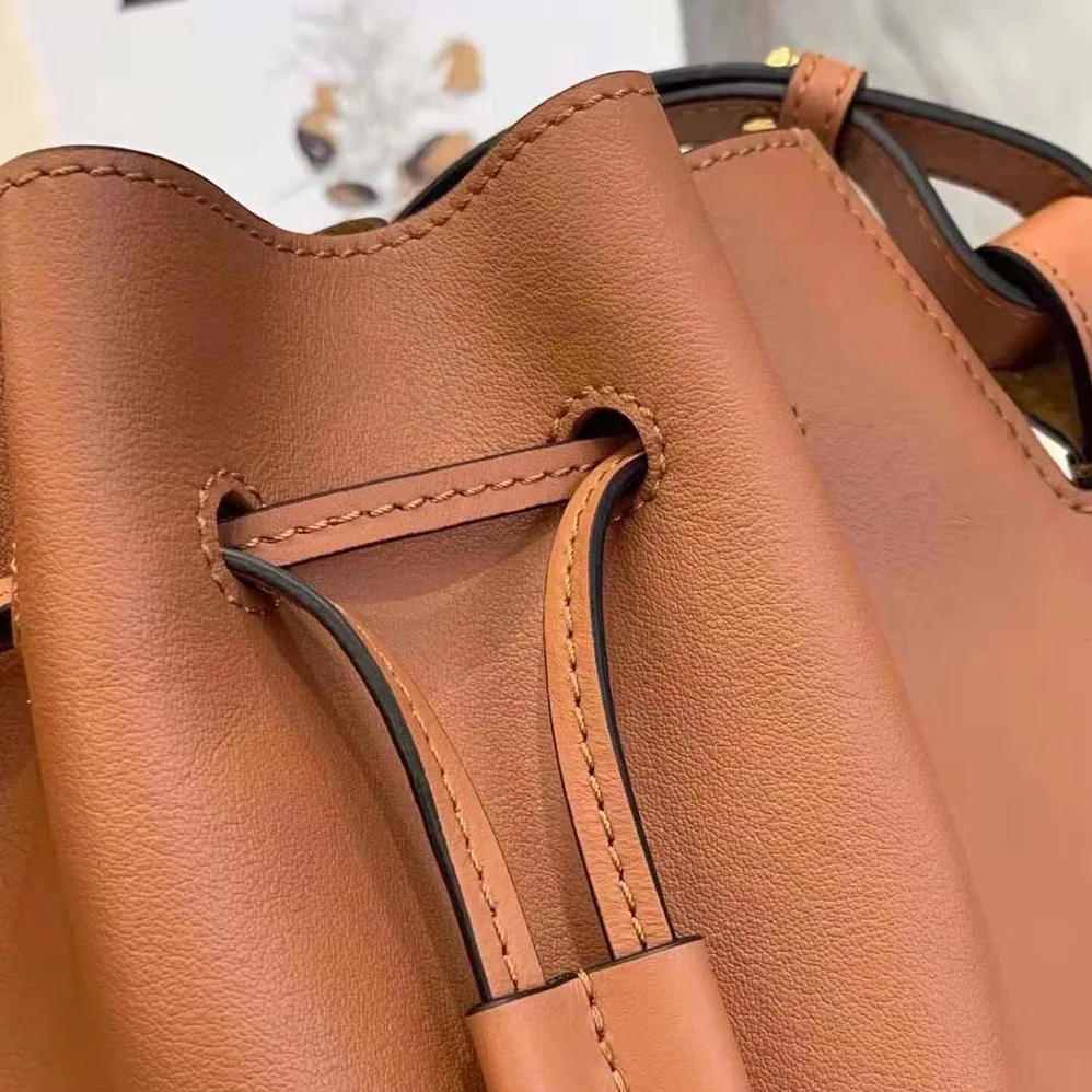 Loewe Horseshoe Bag in Nappa Calfskin for Women in Brown
