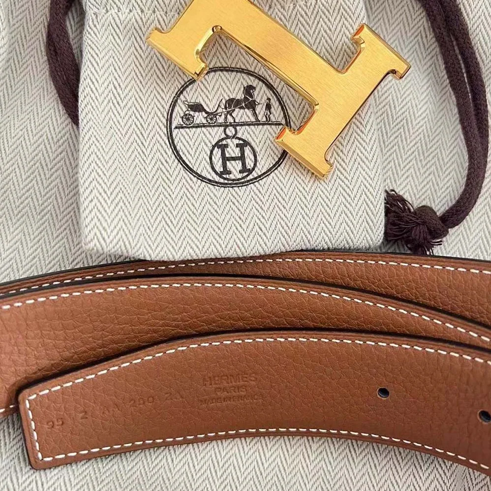 Hermes H Belt Buckle & Reversible Leather Strap 32 mm for Men in Black