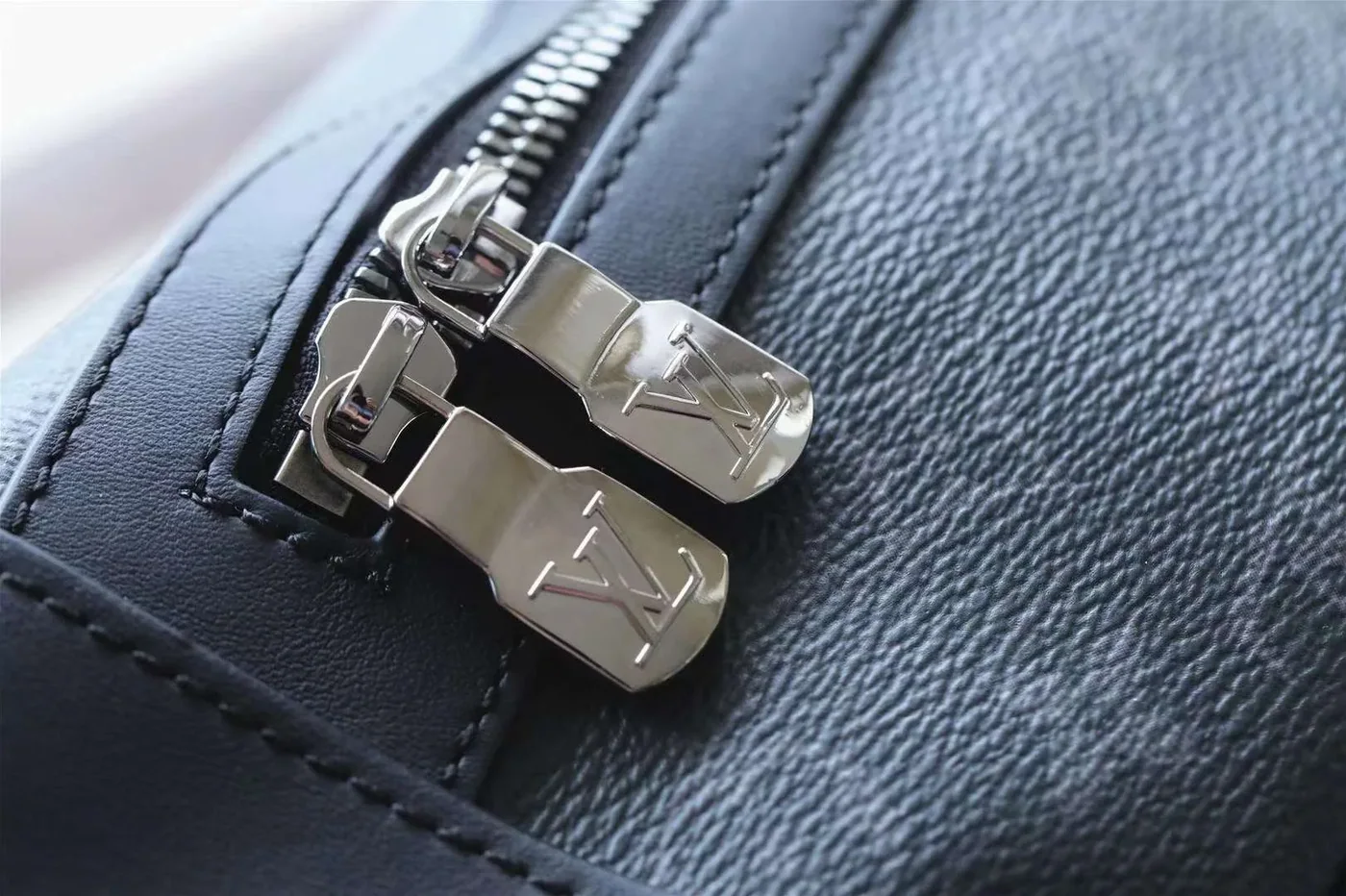 Louis Vuitton Discovery Backpack Black /