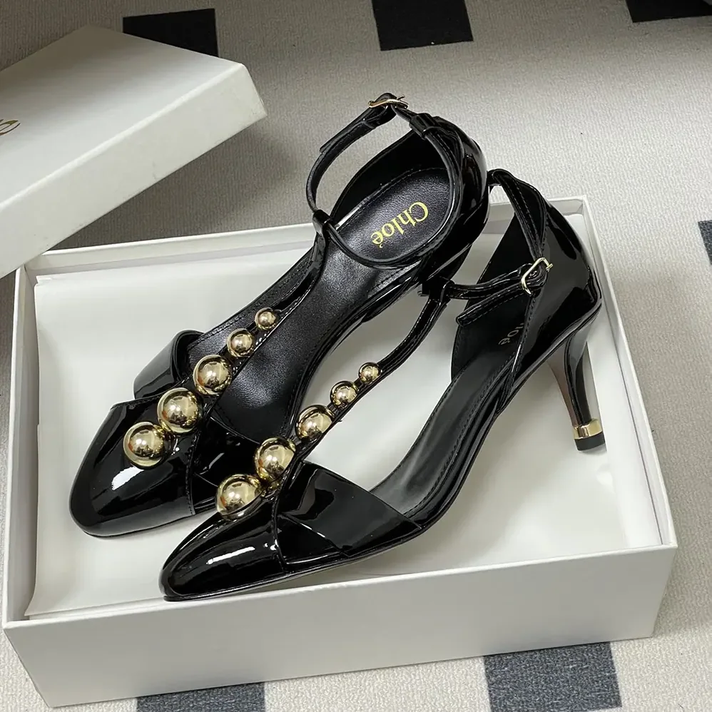Chloe Cleia Heeled Sandal for Women in Black Chloe Cleia Heeled Sandal for Women in Black