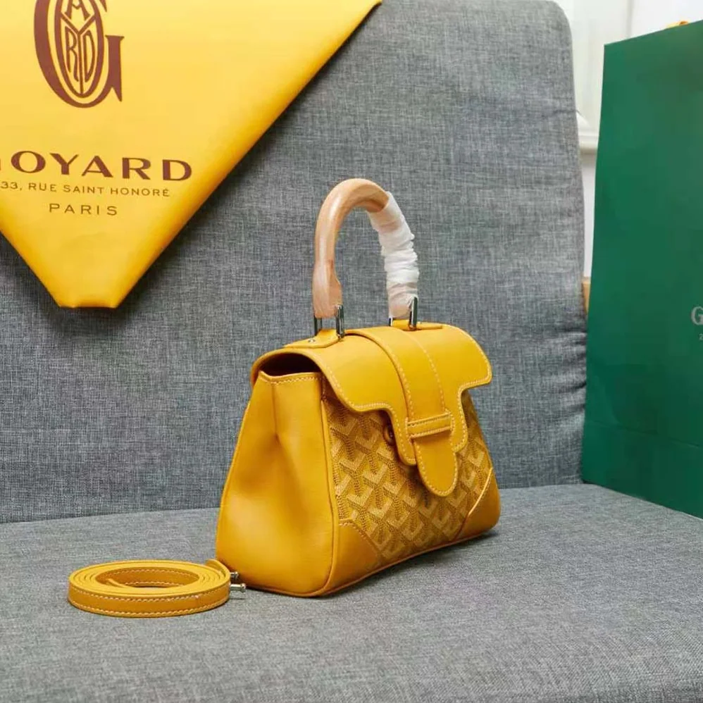 Goyard Sac Saïgon Souple Mini in Toile Goyardine & Chevroches Calfskin for Women in Yellow Goyard Sac Saïgon Souple Mini in Toile Goyardine & Chevroches Calfskin for Women in Yellow