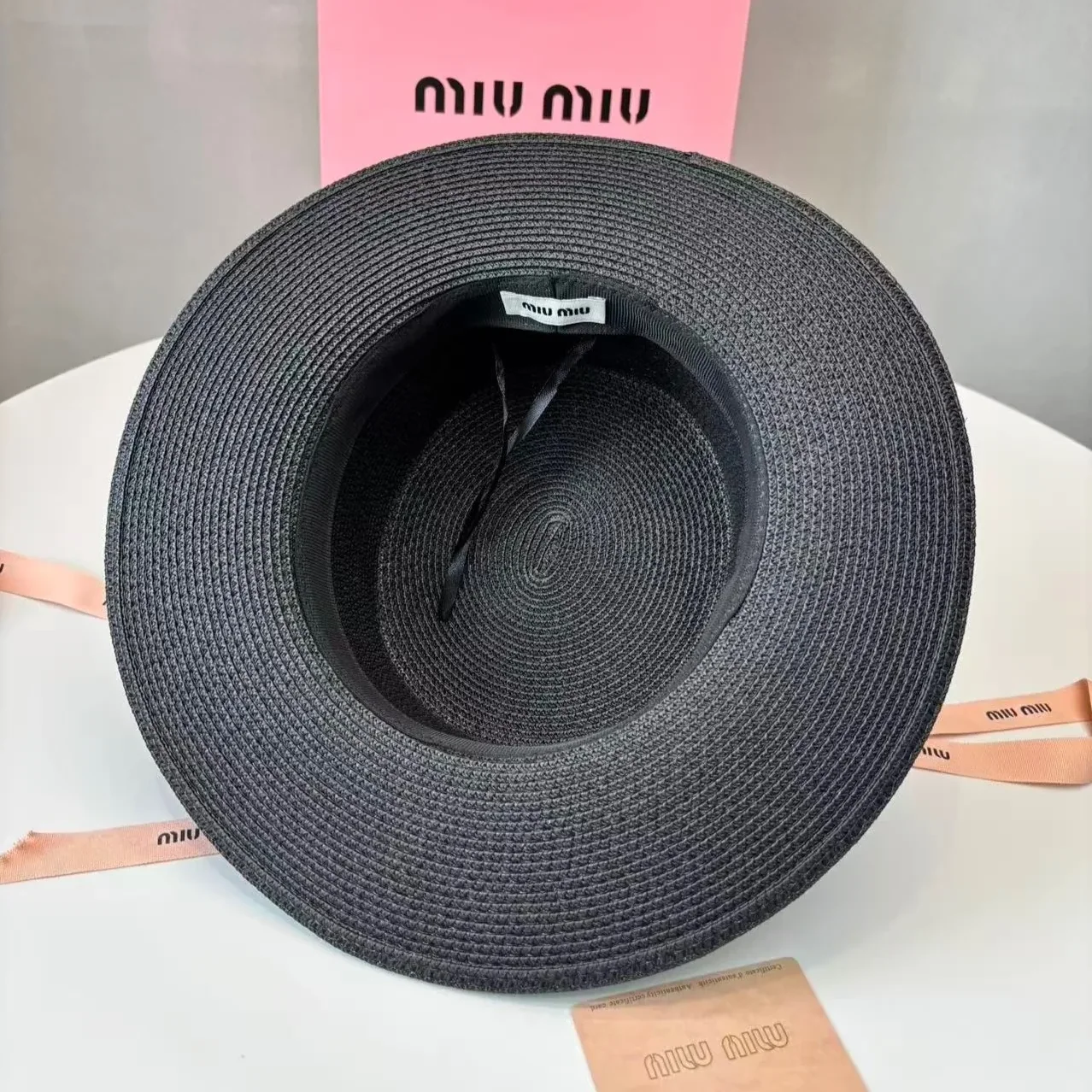 Miu Miu Straw Hat In Raffia Black / Miu Miu Straw Hat In Raffia Black /