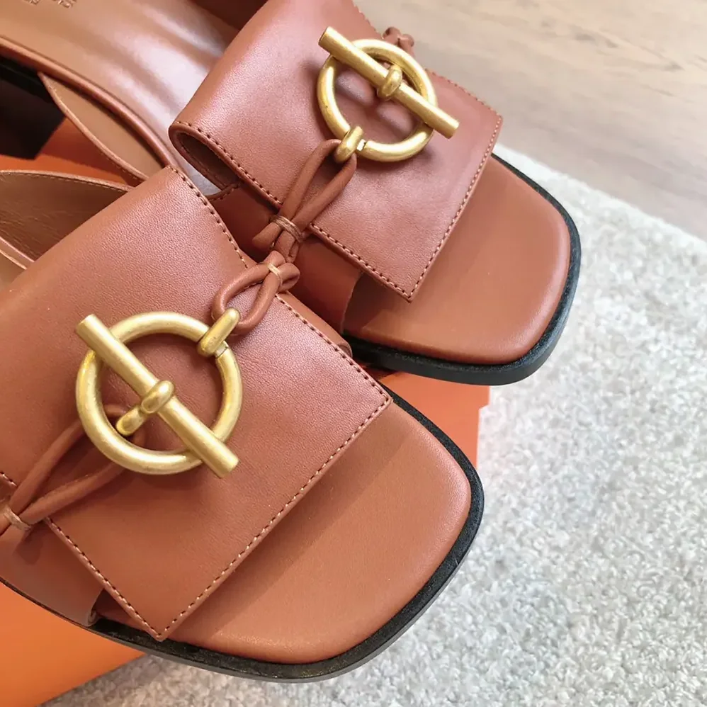Hermes Ilot 50 Sandal in Calfskin Leather-Brown H241142Z for Women Hermes Ilot 50 Sandal in Calfskin Leather-Brown H241142Z for Women