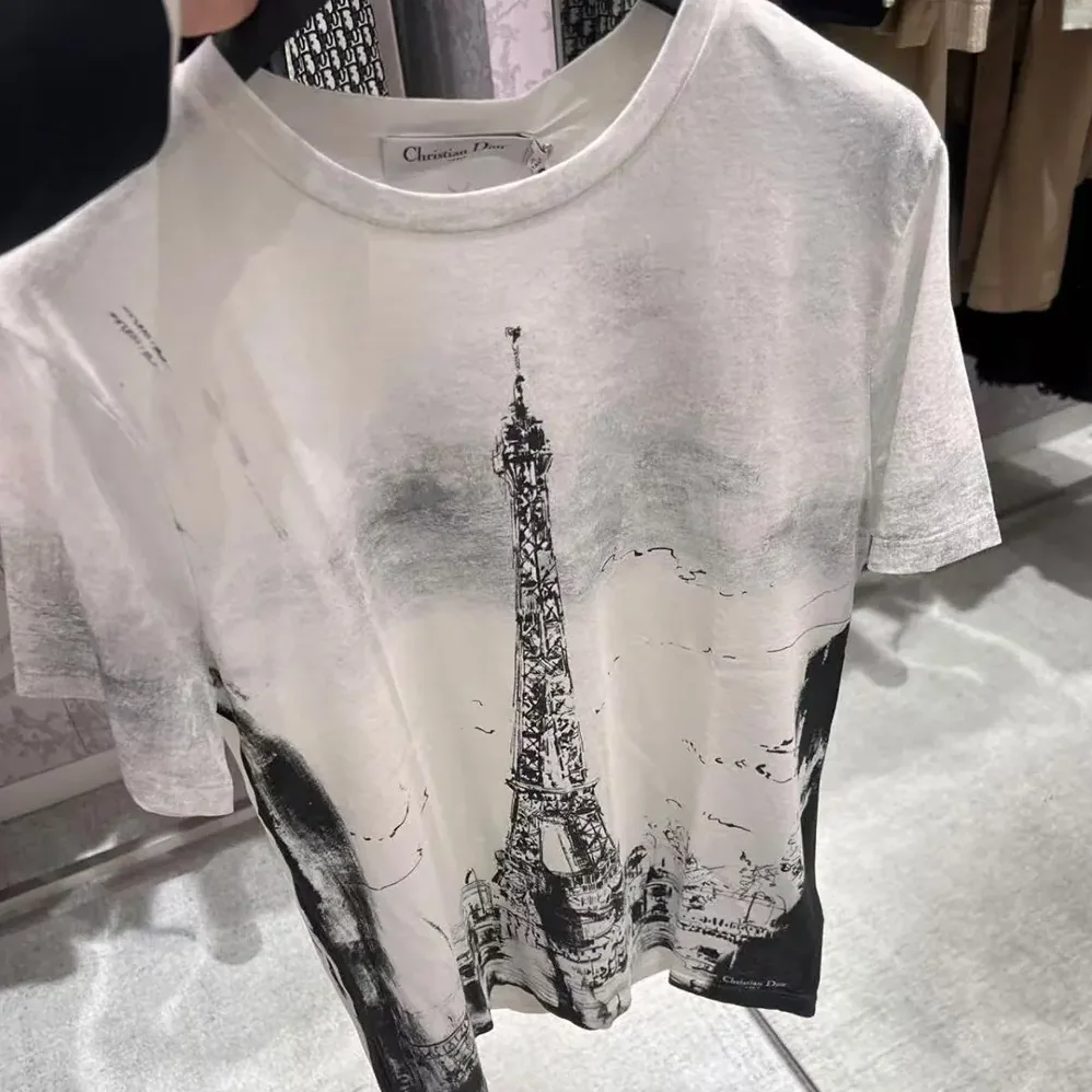 Dior T-Shirt Black and White Cotton and Linen Jersey with Paris Motif for Women Dior T-Shirt Black and White Cotton and Linen Jersey with Paris Motif for Women